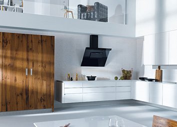 White Modern Kitchen Design